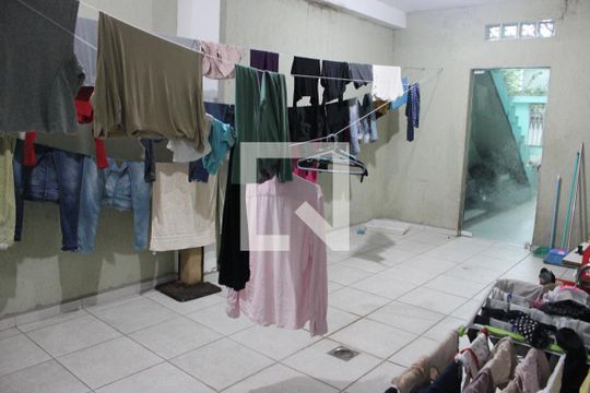 Lavanderia de casa para alugar com 5 quartos, 400m² em Vila Galvão, Guarulhos