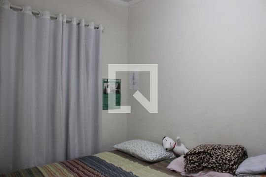 Quarto 4 de casa para alugar com 5 quartos, 400m² em Vila Galvão, Guarulhos
