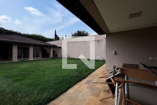 Área comum de casa à venda com 4 quartos, 700m² em Parque Taquaral, Campinas