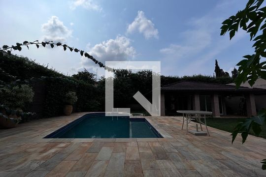 Área comum de casa à venda com 4 quartos, 700m² em Parque Taquaral, Campinas