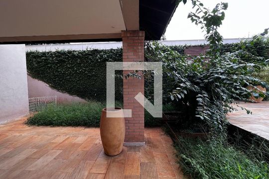 Área comum de casa à venda com 4 quartos, 700m² em Parque Taquaral, Campinas