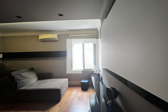 Sala de casa à venda com 4 quartos, 700m² em Parque Taquaral, Campinas