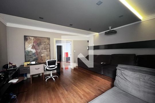 Sala de casa à venda com 4 quartos, 700m² em Parque Taquaral, Campinas