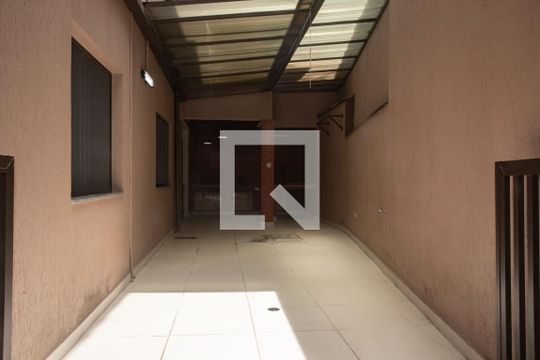 Quintal de casa à venda com 4 quartos, 280m² em Saúde, São Paulo
