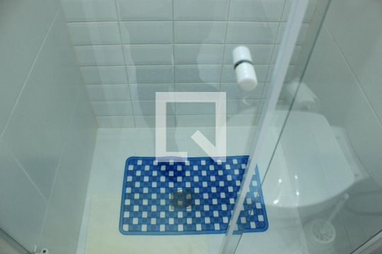 Banheiro da Suíte de apartamento para alugar com 2 quartos, 61m² em Jardim Bom Clima, Guarulhos