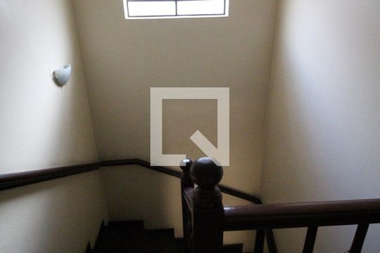 Escada de casa à venda com 3 quartos, 250m² em Mandaqui, São Paulo