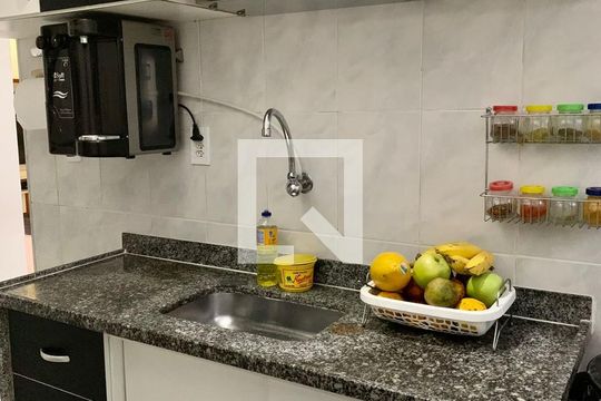 Cozinha de apartamento à venda com 2 quartos, 77m² em Maria da Graça, Rio de Janeiro