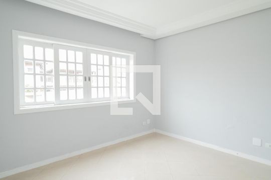 Sala de TV de casa à venda com 4 quartos, 560m² em Parque dos Passaros, São Bernardo do Campo