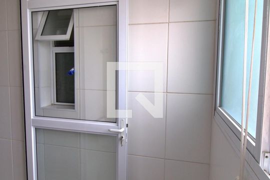 Área de Serviço de apartamento à venda com 3 quartos, 64m² em Jardim Caboré, São Paulo