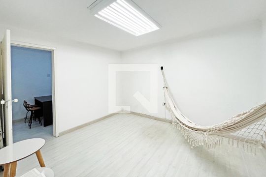 Quarto 2 de apartamento para alugar com 2 quartos, 50m² em Centro Histórico, Porto Alegre