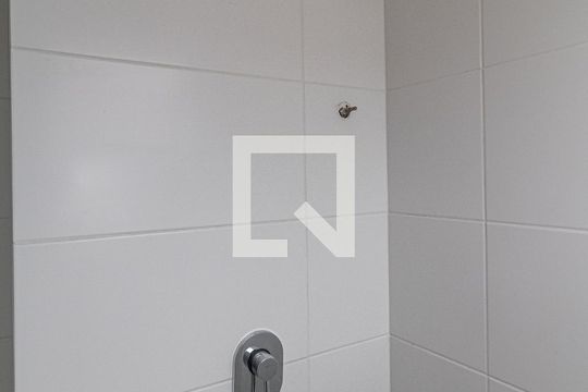 Banheiro da Suíte 1 de apartamento à venda com 2 quartos, 83m² em São João, Porto Alegre