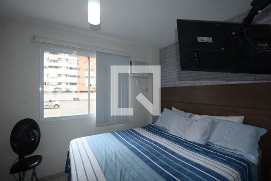 Quarto 1 de apartamento para alugar com 2 quartos, 50m² em Vicente de Carvalho, Rio de Janeiro