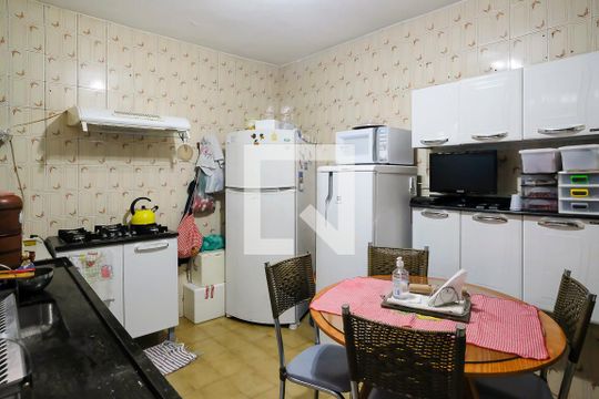 Cozinha de casa à venda com 4 quartos, 110m² em São José, São Caetano do Sul