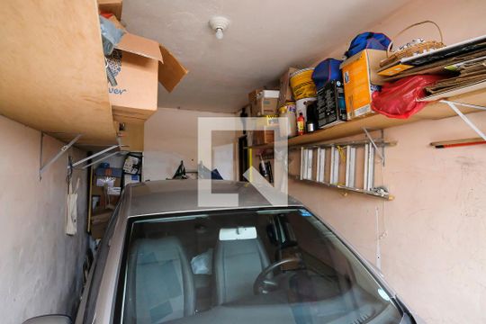 Garagem de casa à venda com 4 quartos, 110m² em São José, São Caetano do Sul