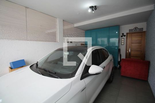 Garagem de casa à venda com 3 quartos, 130m² em Vila Dom Pedro I, São Paulo