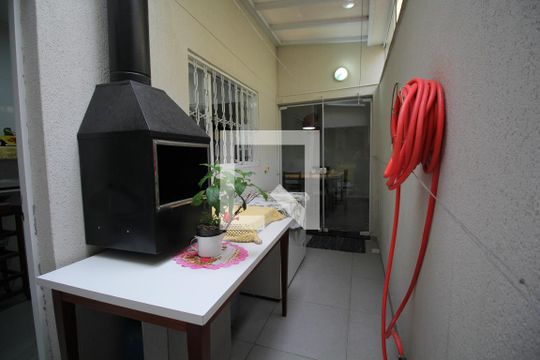 Quintal de casa à venda com 3 quartos, 130m² em Vila Dom Pedro I, São Paulo