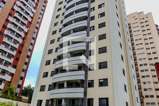 Fachada de apartamento à venda com 3 quartos, 68m² em Vila Andrade, São Paulo