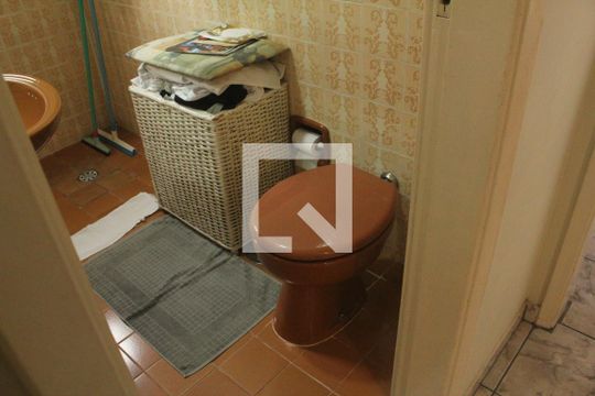 Banheiro de apartamento à venda com 2 quartos, 56m² em Socorro, São Paulo