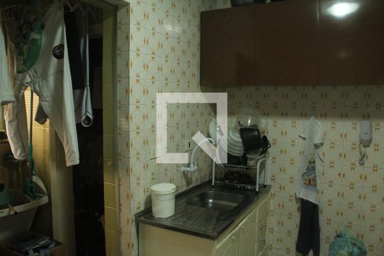 Cozinha e Área de Serviço de apartamento à venda com 2 quartos, 56m² em Socorro, São Paulo