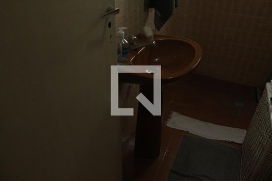 Banheiro de apartamento à venda com 2 quartos, 56m² em Socorro, São Paulo