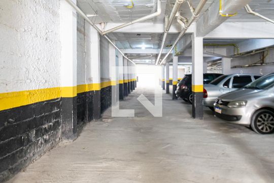 Garagem de apartamento para alugar com 1 quarto, 40m² em Americanópolis, São Paulo