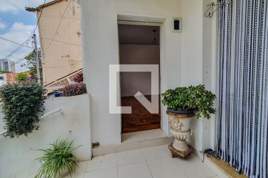 entrada de casa para alugar com 1 quarto, 57m² em Vila Dom Pedro I, São Paulo
