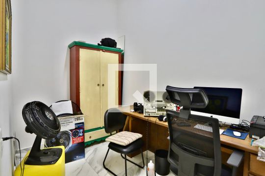 Escritório de casa à venda com 3 quartos, 300m² em Parque da Mooca, São Paulo