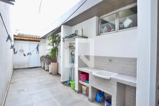 Quintal de casa à venda com 3 quartos, 300m² em Parque da Mooca, São Paulo