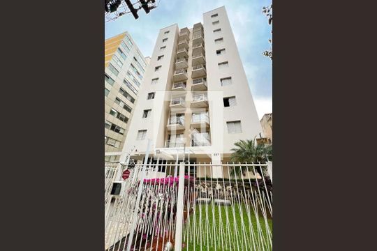 Fachada de apartamento para alugar com 1 quarto, 48m² em Vila Uberabinha, São Paulo