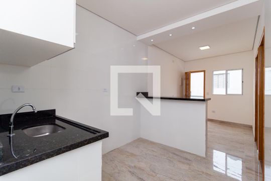 Cozinha de apartamento para alugar com 2 quartos, 60m² em Água Rasa, São Paulo