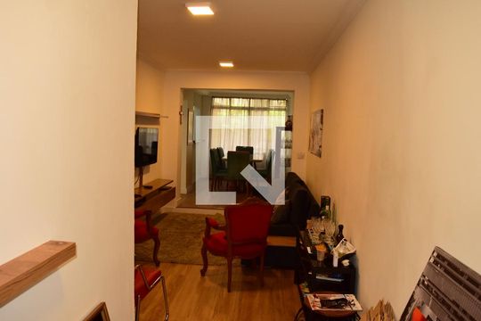 Sala de casa à venda com 2 quartos, 140m² em Paraíso, São Paulo