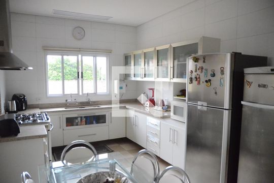 Cozinha de casa à venda com 5 quartos, 408m² em Adalgisa, Osasco