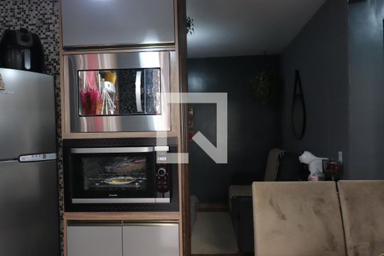 Cozinha de apartamento para alugar com 2 quartos, 50m² em Feitoria, São Leopoldo