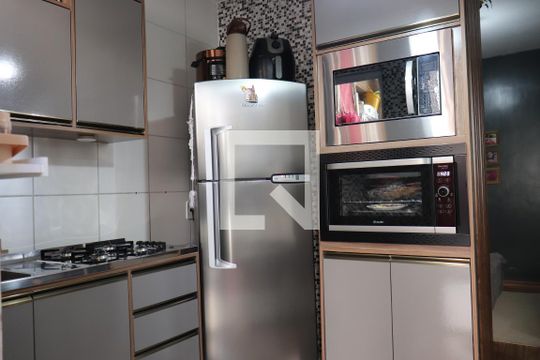 Cozinha de apartamento para alugar com 2 quartos, 50m² em Feitoria, São Leopoldo