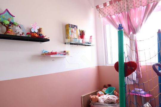 Quarto 01 de apartamento para alugar com 2 quartos, 50m² em Feitoria, São Leopoldo