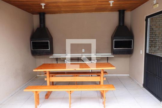 Área comum - Churrasqueira de apartamento para alugar com 2 quartos, 50m² em Feitoria, São Leopoldo