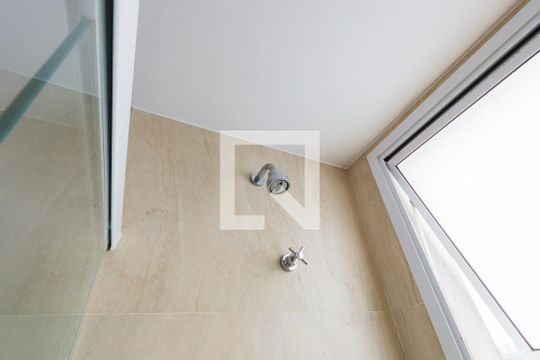 Banheiro do Quarto 2 de apartamento à venda com 3 quartos, 150m² em Barra da Tijuca, Rio de Janeiro