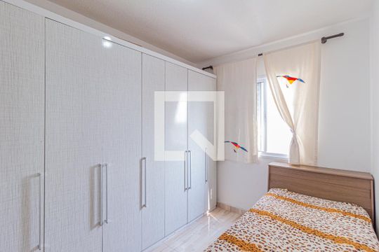Quarto 1 de apartamento à venda com 2 quartos, 48m² em São Pedro, Osasco