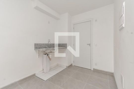 Cozinha de kitnet/studio à venda com 1 quarto, 25m² em Bela Vista, São Paulo