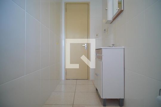 Banheiro de apartamento à venda com 1 quarto, 64m² em Rio Branco, Novo Hamburgo