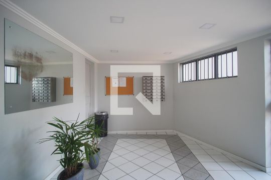 Hall de entrada de apartamento à venda com 1 quarto, 64m² em Rio Branco, Novo Hamburgo