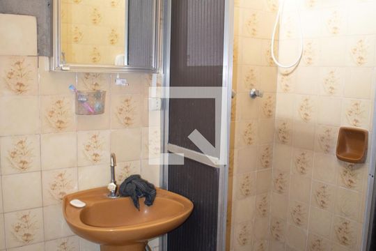 Banheiro 1 de casa à venda com 3 quartos, 200m² em Vila Nelson, São Paulo