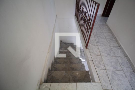 Escada de casa para alugar com 1 quarto, 47m² em Jardim Pedro José Nunes, São Paulo