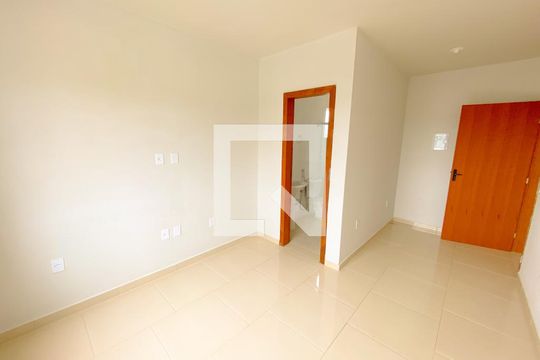 Suíte 1 de casa para alugar com 3 quartos, 90m² em São João do Rio Vermelho, Florianópolis