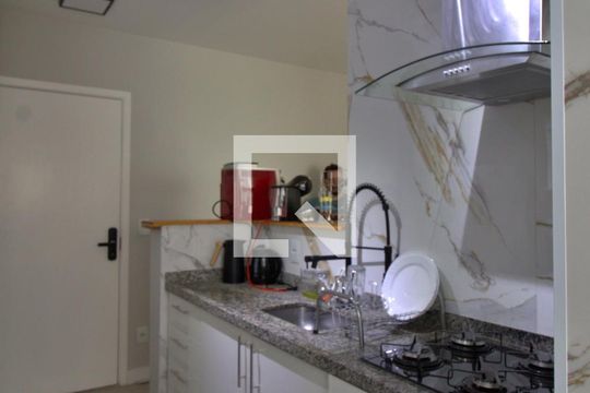 Cozinha de apartamento para alugar com 2 quartos, 60m² em Vila Andrade, São Paulo