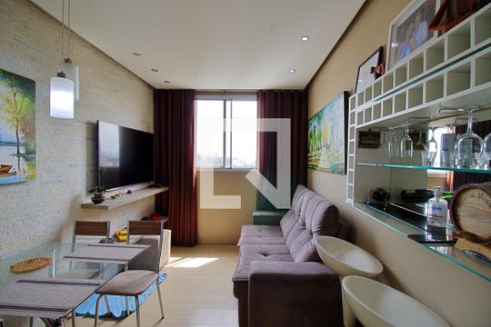 Sala de apartamento à venda com 2 quartos, 42m² em Vila Pirajussara, São Paulo