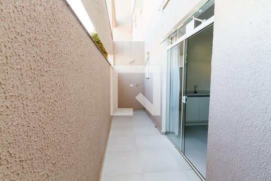 Varanda de kitnet/studio para alugar com 1 quarto, 24m² em Tingui, Curitiba
