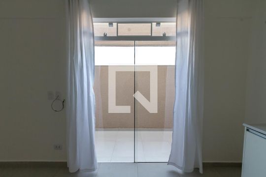 Studio de kitnet/studio para alugar com 1 quarto, 24m² em Tingui, Curitiba