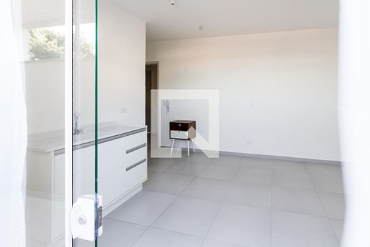Varanda de kitnet/studio para alugar com 1 quarto, 24m² em Tingui, Curitiba
