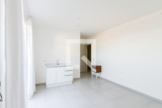 Studio de kitnet/studio para alugar com 1 quarto, 24m² em Tingui, Curitiba